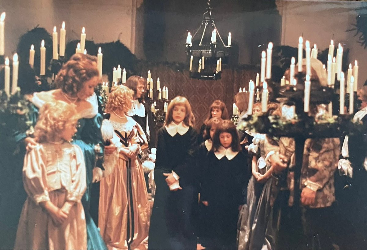 TheKnowe's tweet image. Behind the scenes photographs of the BBC's The Children Of Green Knowe. Kindly shared by Alan Spalding 💚
#childrenofgreenknowe