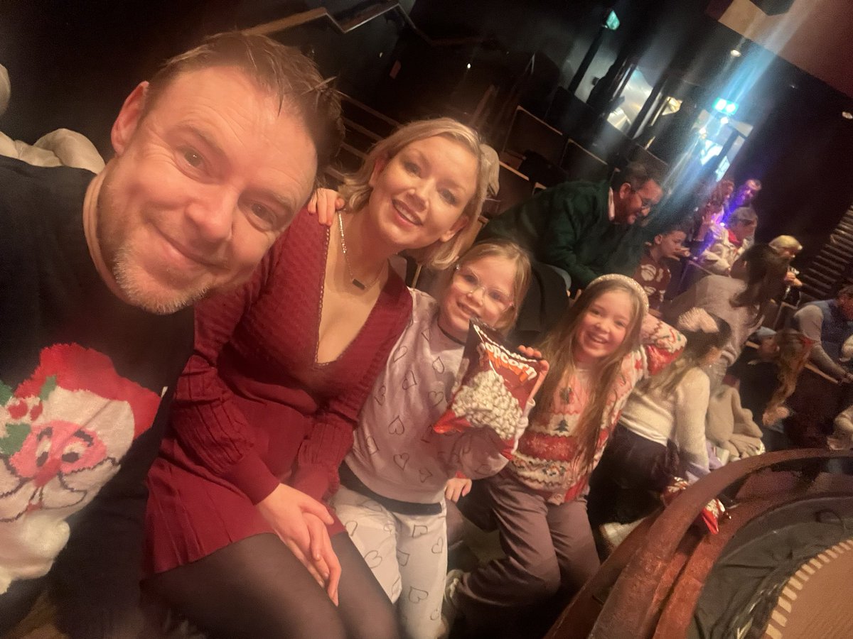 The Corbett Christmas tradition of going to the <a href="/CorkOperaHouse/">Cork Opera House</a> Panto didn’t disappoint, Aladdin is a great show - the kids loved it 🙌