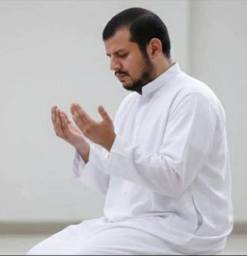 حفظ الله قائد مسيرتنا القرآنية الجهادية السيد

  المجاهد عبدالملك بدرالدين الحوثي. 🌹