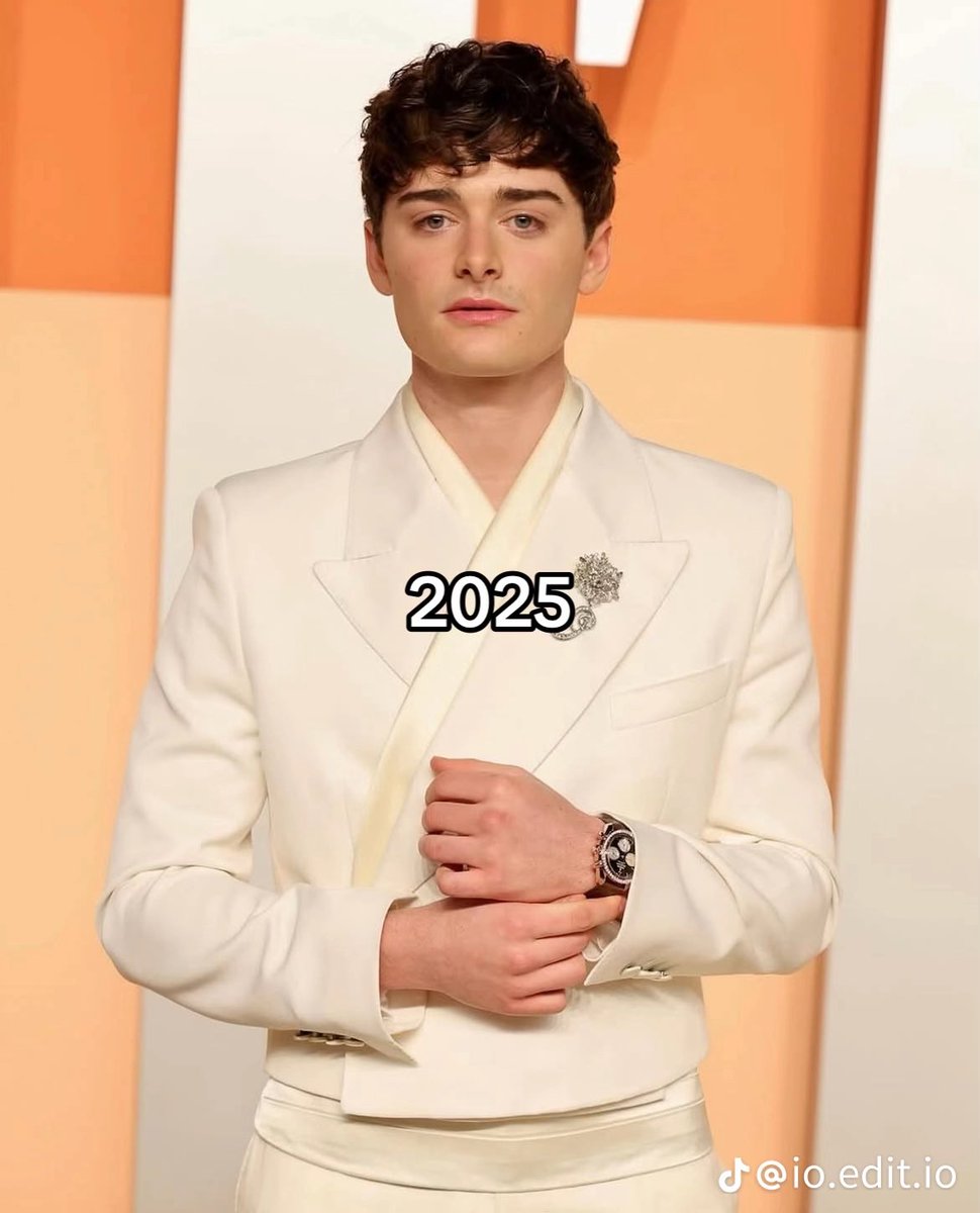 Does it ever drive you crazy just how fast the night changes 🥹