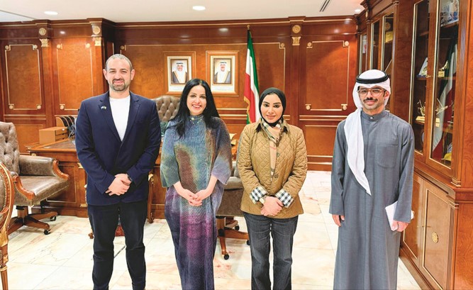 وزيرة الشؤون: توطيد الشراكة مع المنظمات الدولية - استقبلت مدير منظمة الأمم المتحدة للطفولة (يونيسف) لدول مجلس التعاون 