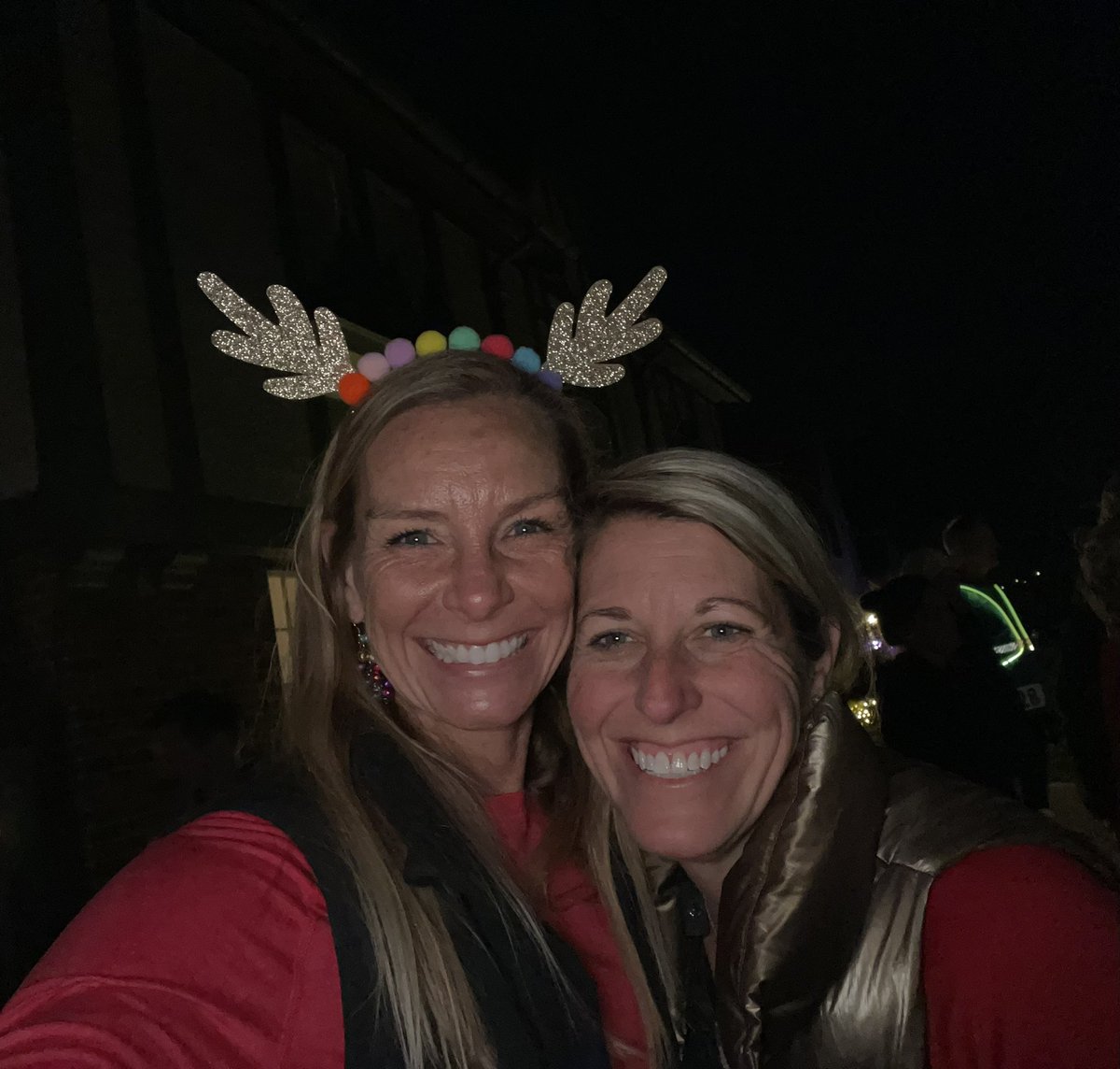 Kerry Lee tweet media