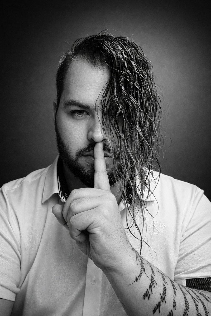 iSikWicked tweet media