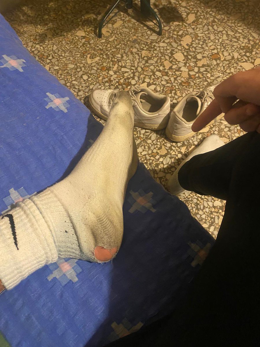 MasterLeone18's tweet image. In ginocchio frocio e pulisci sti cazzo di calzini che puzzano da morire 😂😂
in dm cagne 💸💸
@PupArgon @slave_here @promocion_pies @HumanToilet4Ux @RT4Kings #findom #cashmaster #cashslave #dirtyfeet #domination #dom #masterfeet