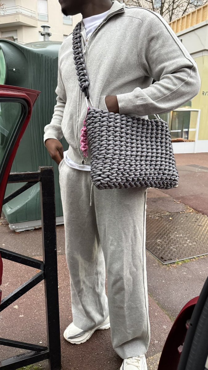 _iblevrai's tweet image. 🎁Ouai l'équipe y'a -20% sur la collection homme Avec le code IBLEVRAI

⏰ Pendant 48h

Faites-vous plaisir 👉🏿 diamybags.com