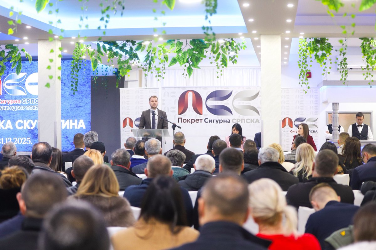 RadojicicIgorMr's tweet photo. Pokret "Sigurna Srpska" u svim krajevima naše Republike. Raste i razvija se. Večeras sjajan dogadjaj i pozitivna atmosfera u Sokocu. https://t.co/oWfoznqIjt