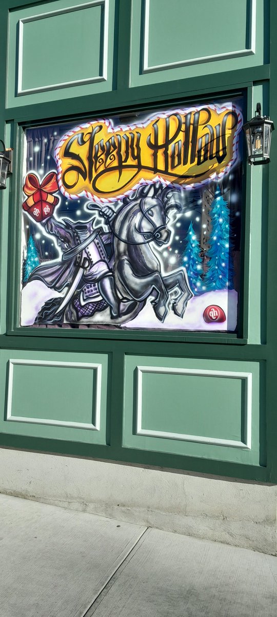 Nothing like Sleepy Hollow at Christmas time! 🎃🐴🎄