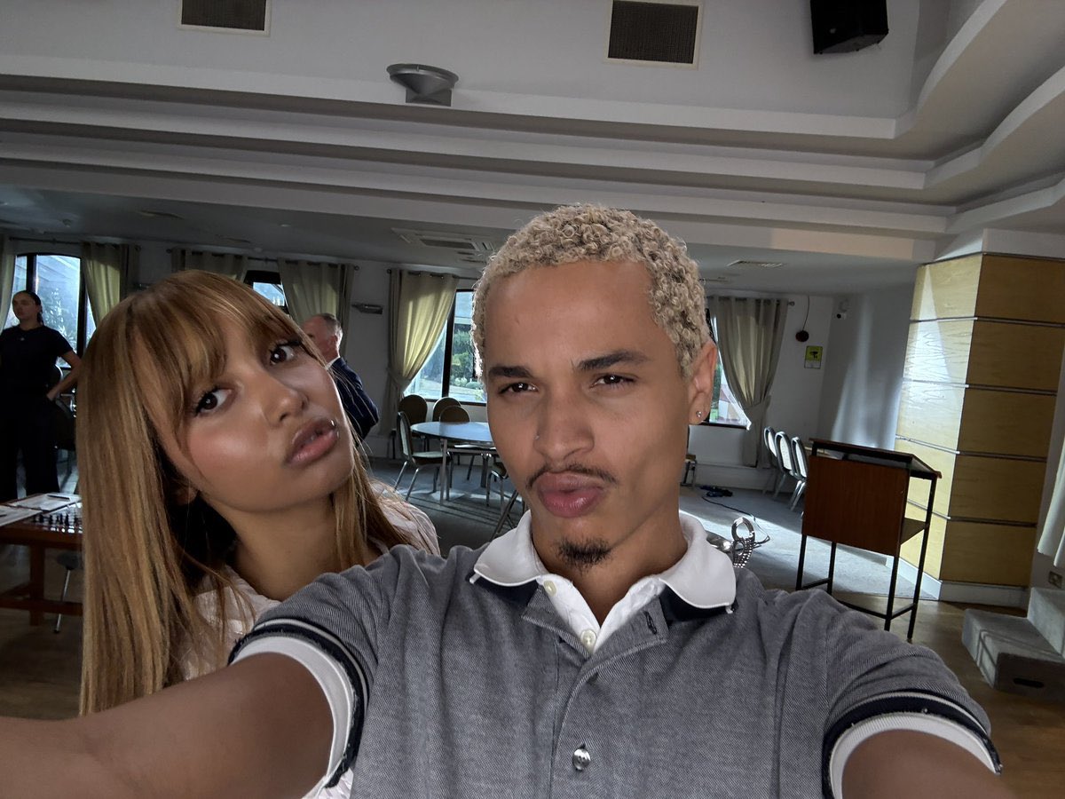 desConradHQ's tweet image. I still need a song w/ pinkpantheress and destin on it