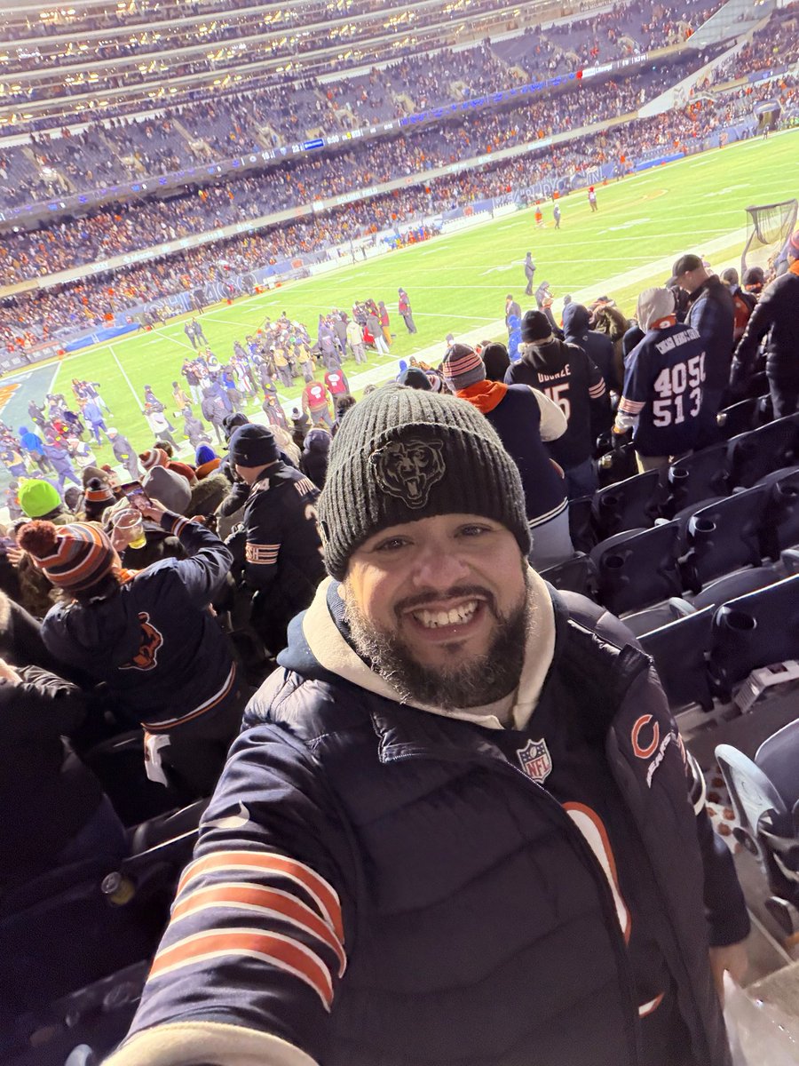 djeli's tweet image. Still on a high from last night game #BearDown