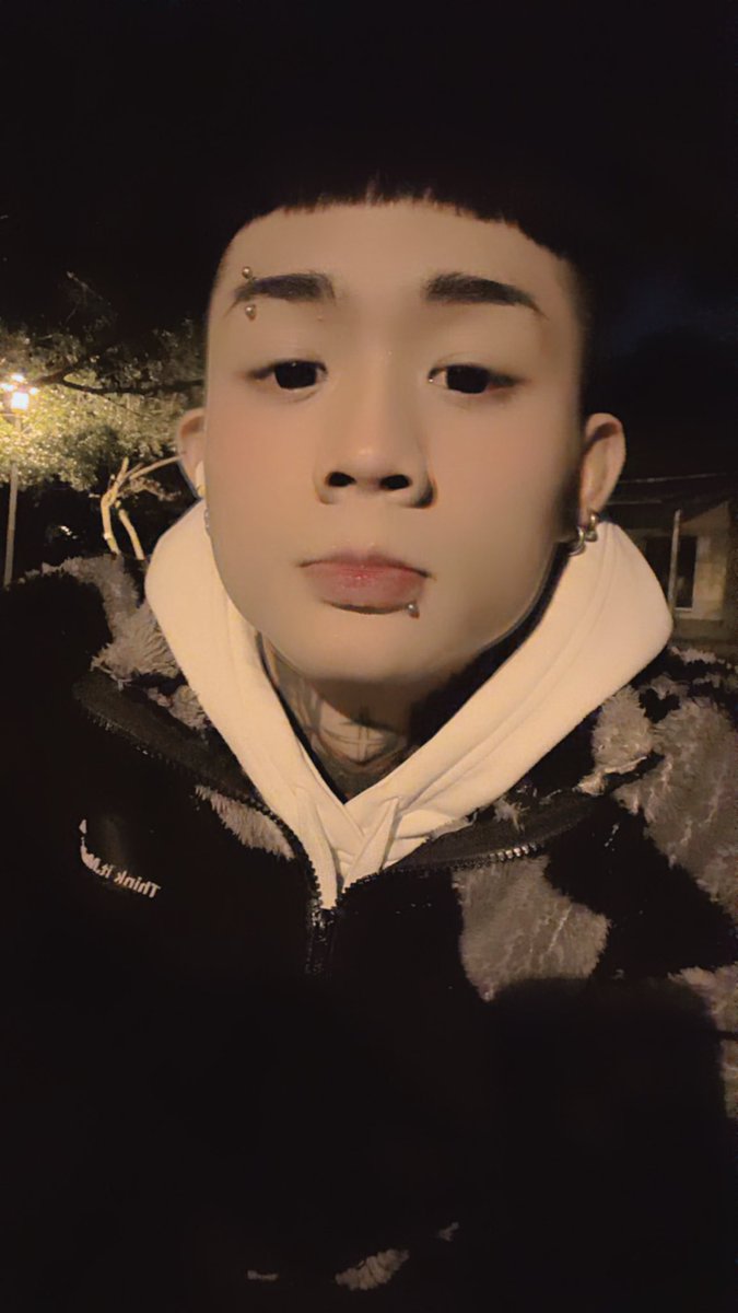 好冷，取暖嗎？
#高雄