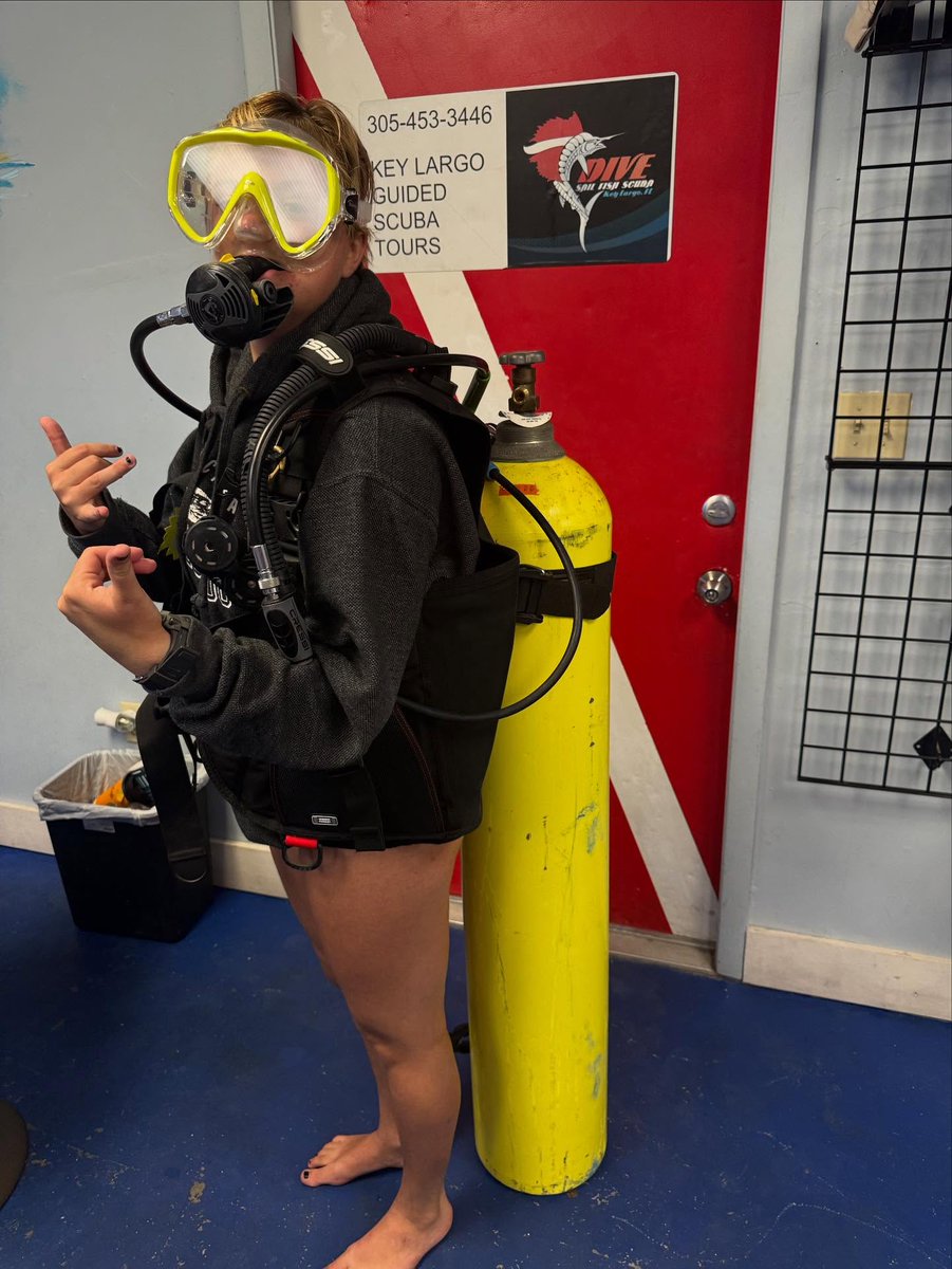 Scuba Diving Lover tweet media