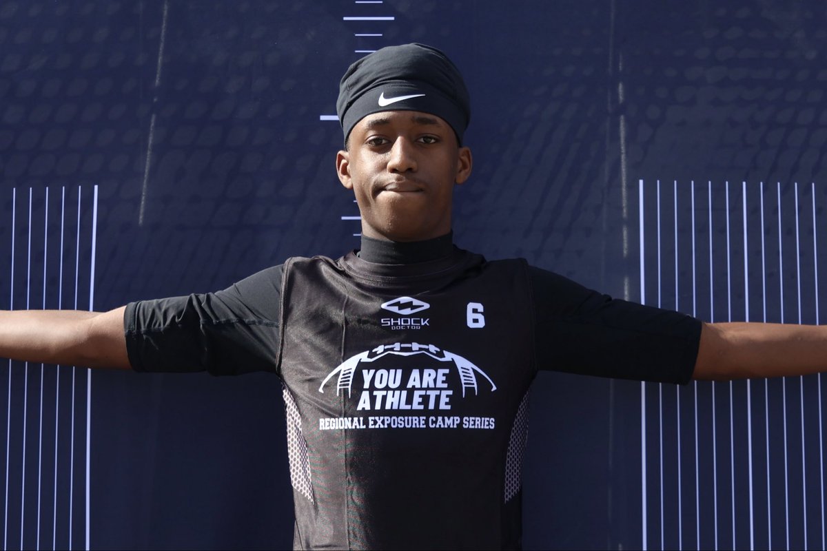 youareathlete's tweet image. 2028 DB Za’Khari Green (@zakharigreen4) out of Trinity Christian (FL) holds an offer from #Syracuse 

“Green has some really good hips and feet. When you get a bigger defensive back who can move around like Green, you have an advantage.” - @MacCorleone74 

Read More: