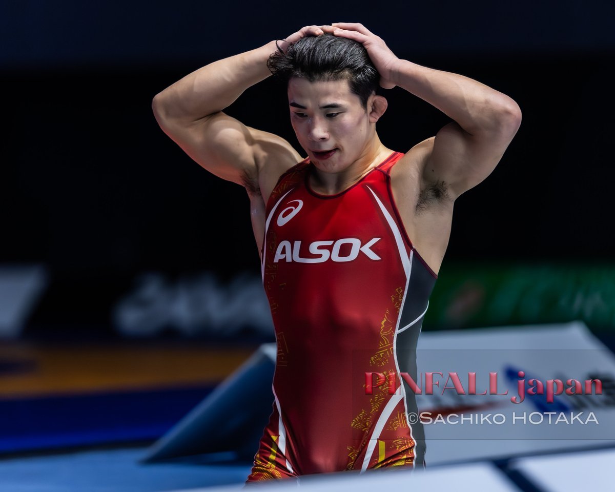 【GOLD MEDAL MATCH】DAY4
#天皇杯レスリング2025
GR67決勝戦
🟥曽我部京太郎（ALSOK）⚫️
🟦遠藤功章（東和エンジニアリング）⚪️

全日本レスリング選手権
東京・駒沢体育館
2025年12月18日(木)〜21日(日)

📷Sachiko HOTAKA