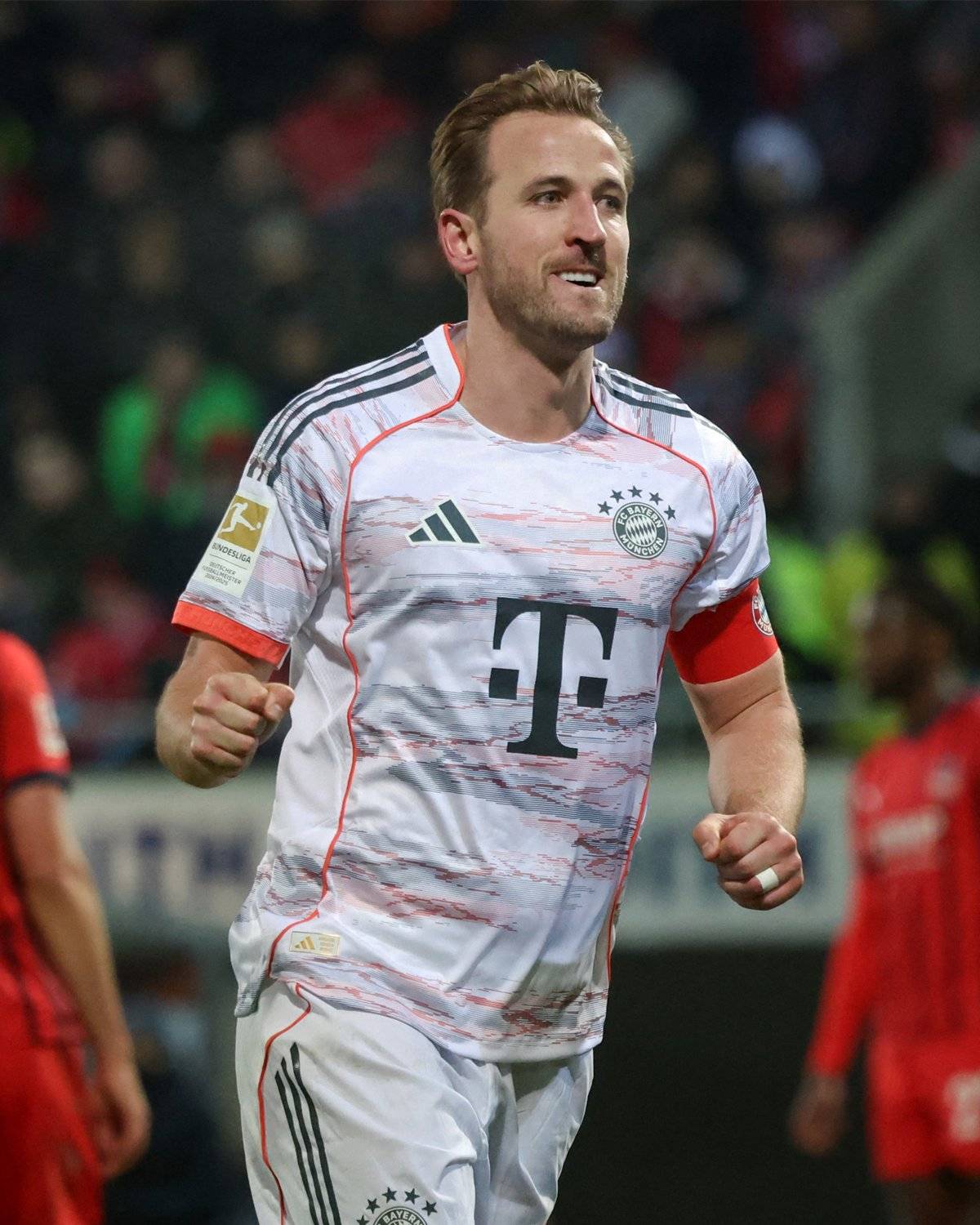 هاري كين يصل إلى 60 هدفاً في 2026. عام تقويمي جنوني مع النادي والمنتخب لقائد إنجلترا 