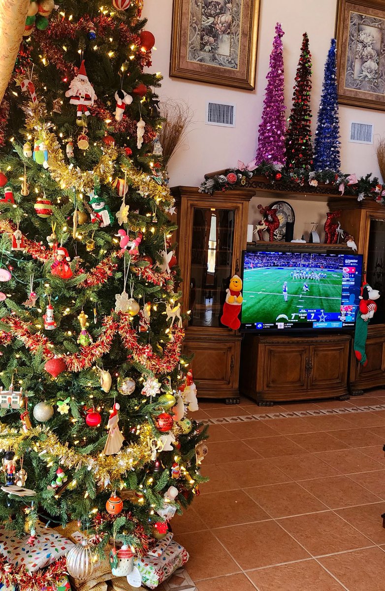 JACKYJACK03's tweet photo. go bills! 🦬 #gdlive https://t.co/bvwXbGYQjC