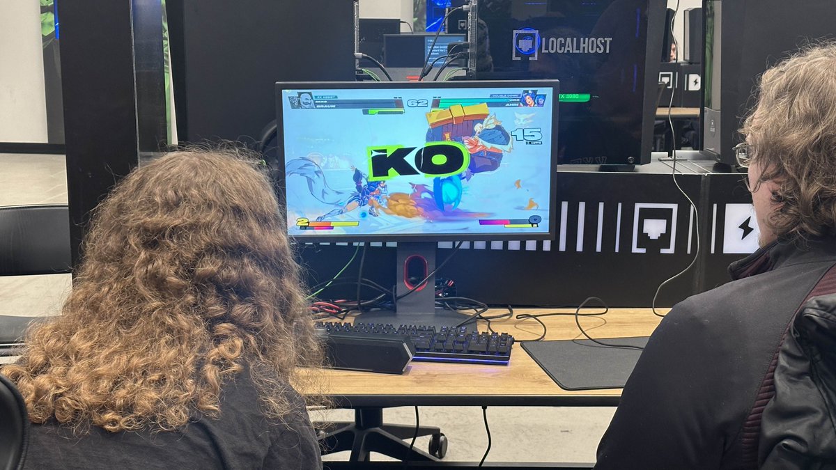 GoForBrokeFGC's tweet image. 2XKO is underway, Guilty Gear Strive and Melty Blood casuals are heating up!

Both #MBAACC and #MBTL will be played today, @Zebstrika4 traveled to come play. You love to see it!

📷 @Cambdiff