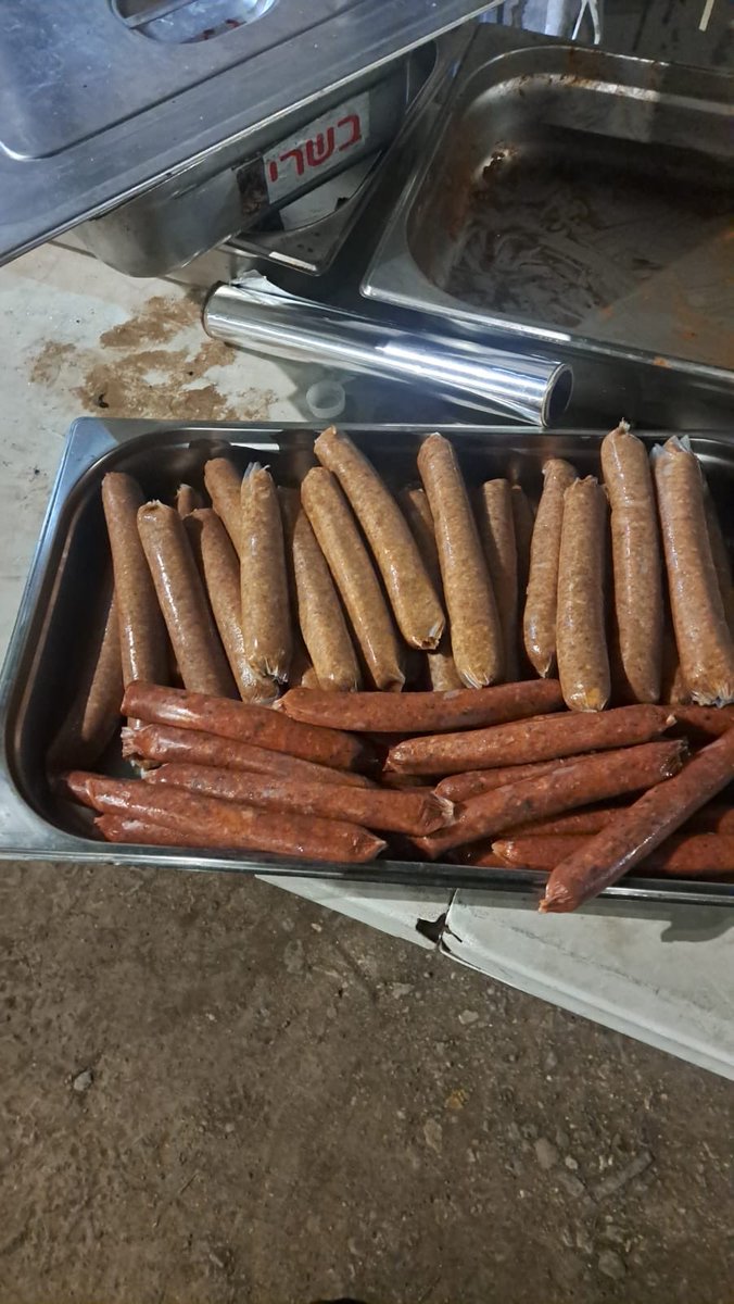 no1abba's tweet photo. Thanks to a special donation to the Genesis 123 Foundation tonight for the last night of Chanukah we were able to provide a festive lavish meal for soldiers in Syria. 

To join us in future appreciations for our soldiers please visit https://t.co/0aGHbxFpJO

Happy Chanukah https://t.co/ZxqfIWPNU1