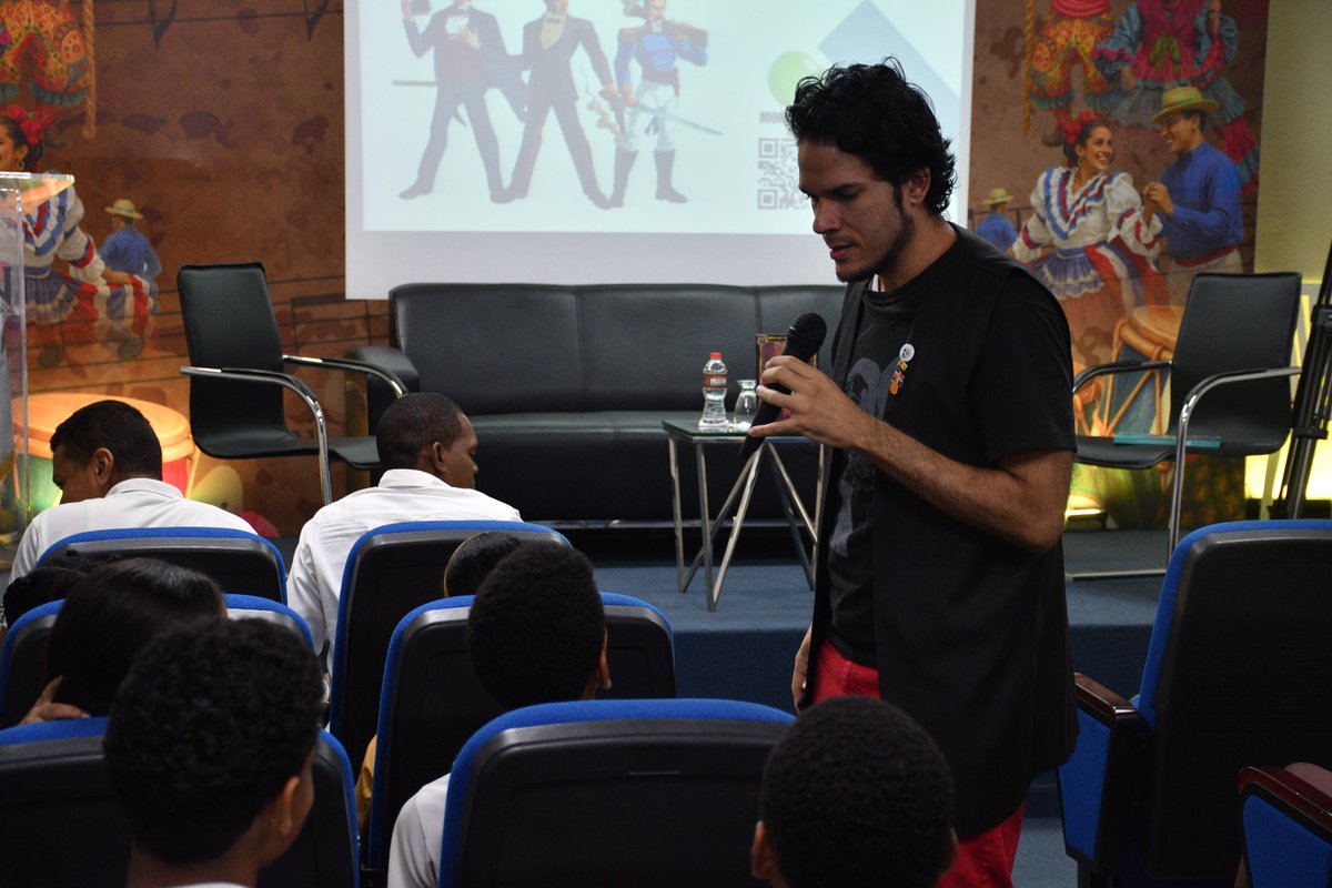 Moro Studio tweet media