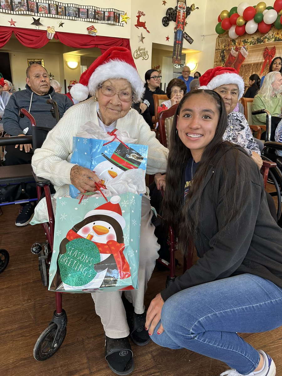 Mary Navar tweet media