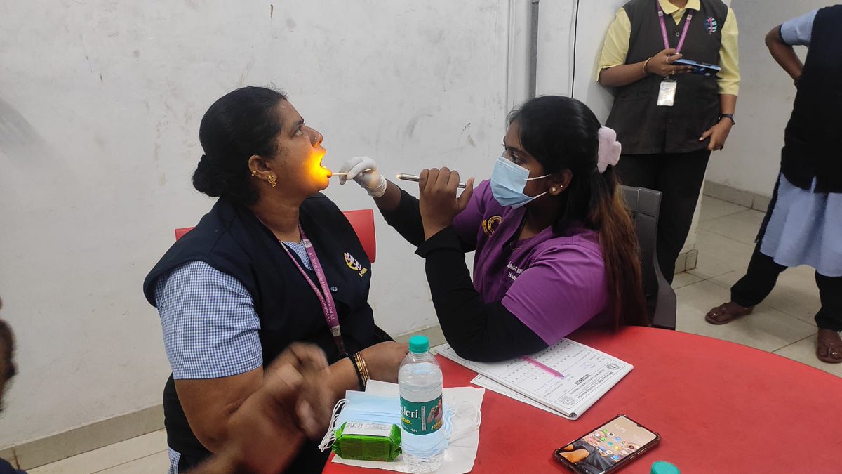 🌟 MASTER STROKE – Chennai Says Thank 

At all 41 Chennai Metro stations, the people who keep our city moving — the CMRL staff — were welcomed not with tickets or timetables, but with care.

As part of “Master Stroke – பல் தாளங்கள்,