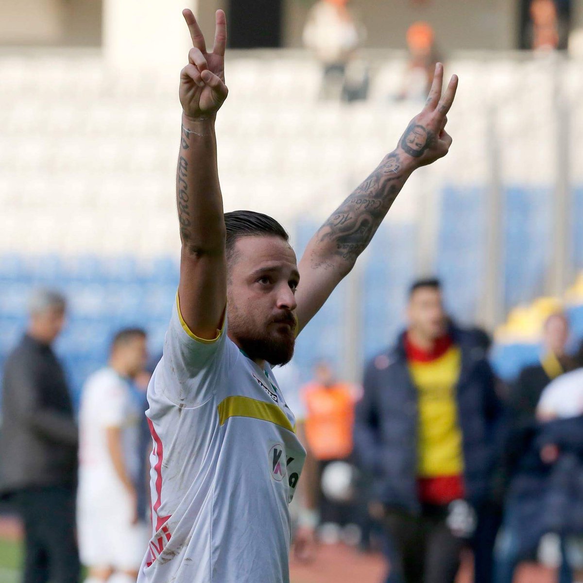 dailytrkst's tweet image. PKK’lı futbolcu Deniz Naki:

“Leyla Zana annemizdir.”