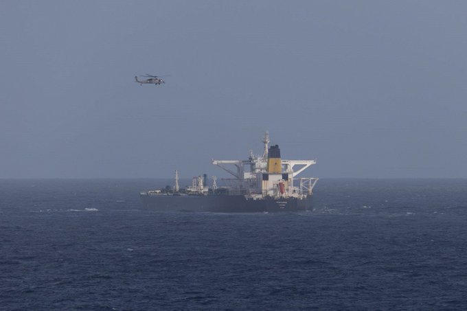 El "Tren de Aragua" robaba carros y motos, el "Tren del Caribe" dirigido por Trump, roba barcos cargados de petróleo...Ladrones de cuello blanco y hampa común son lo mismo.