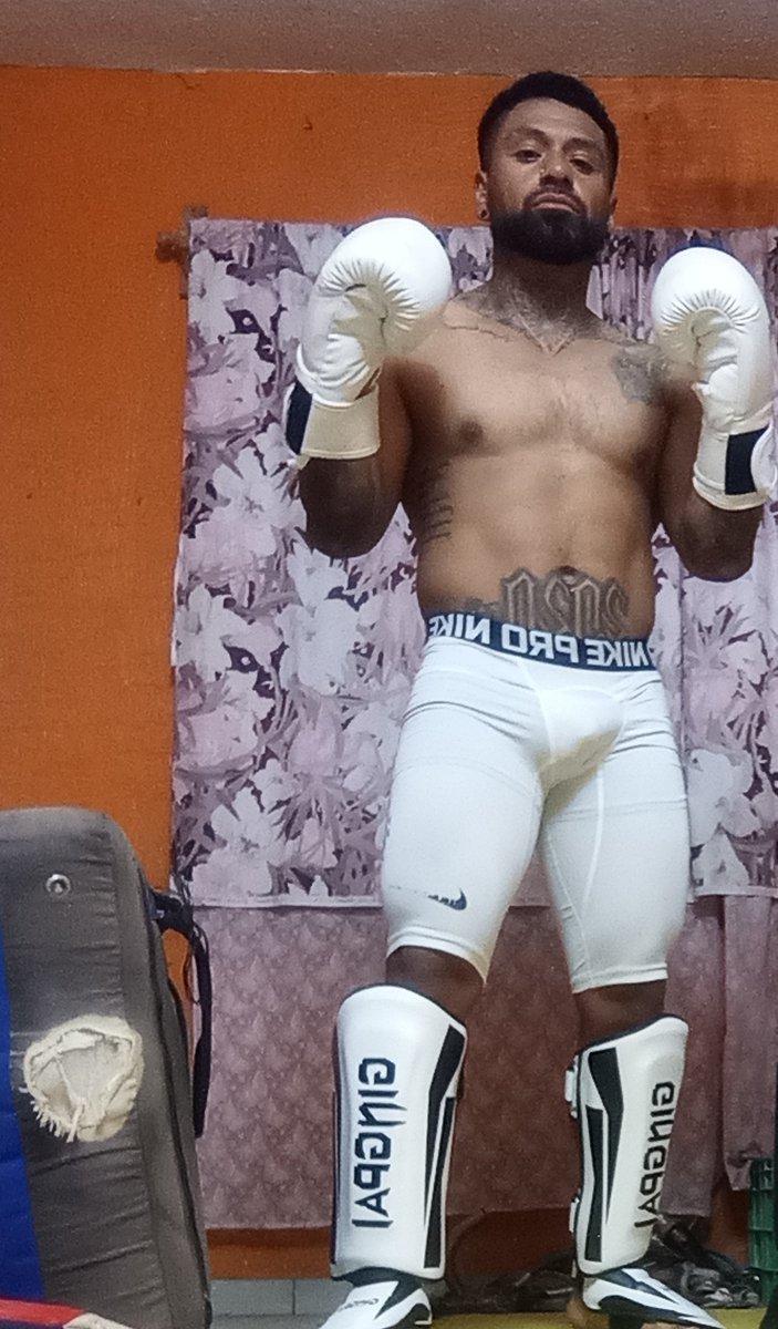 Sparring house...