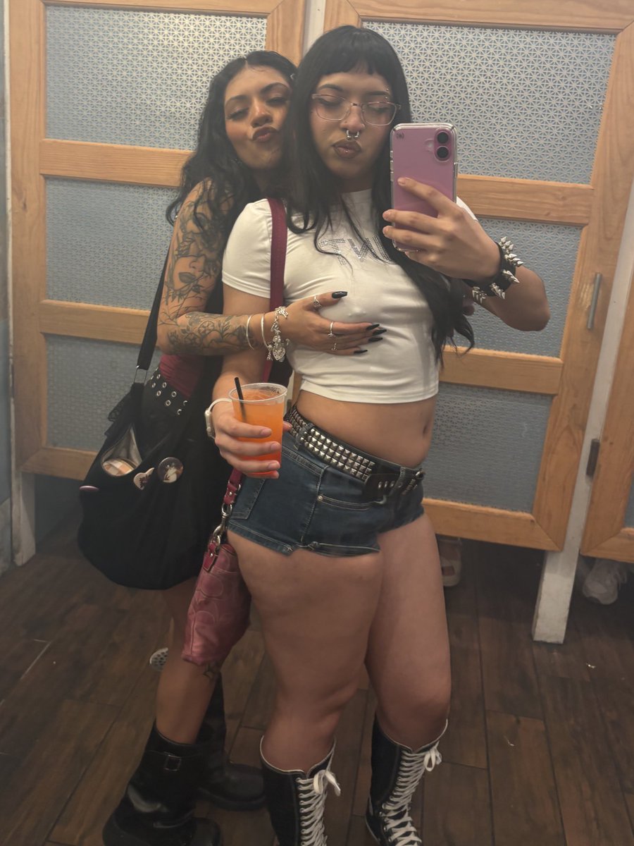 hotcutnsexy's tweet image. 