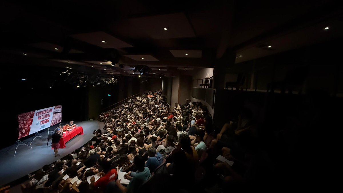 Enorme Convención Nacional del Nuevo MAS que cierra sus sesiones en el histórico Teatro Picadero. 
Nos preparamos para un 2026 de grandes respuestas en las calles contra los ataques de Milei, y por abrir una alternativa anticapitalista para la Argentina. 

Desbordó de entusiasmo