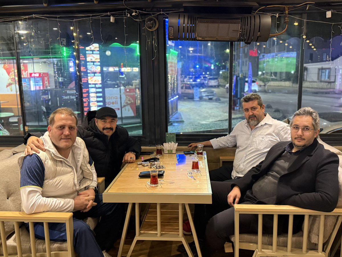 Antalya’dan dostlara gönül dolusu bir selam…
Kıymetli dostlarım Emrah Kurhan, Mert Özmutlu ve Cihan Koçoğlu’na muhabbetleri, nezaketleri ve bu güzel an için teşekkür ederim.