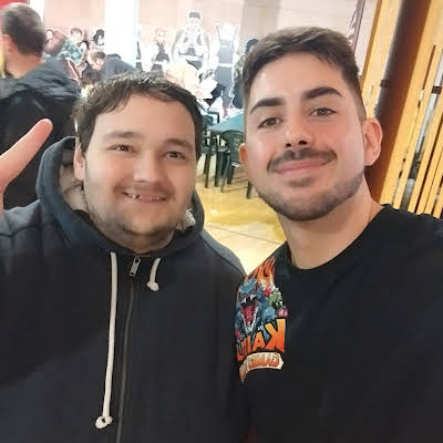 Que guapos están éstos eventos 😍

Por favor, necesitamos más cosas así en Villarrobledo ❤️

Gracias a la gente de kaijuklub por ésta experiencia

Os estaré dejando su Insta para que apoyéis a ésta gente y los eventos, y gracias a <a href="/escardi/">Escardi</a> por haberse hecho una foto conmigo