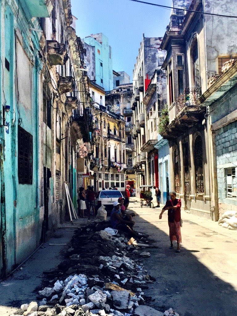 peaser33's tweet photo. @KevinCastley 
Riddle me this?
If socialism works why does Cuba look like this? https://t.co/E7YyL1uMFA