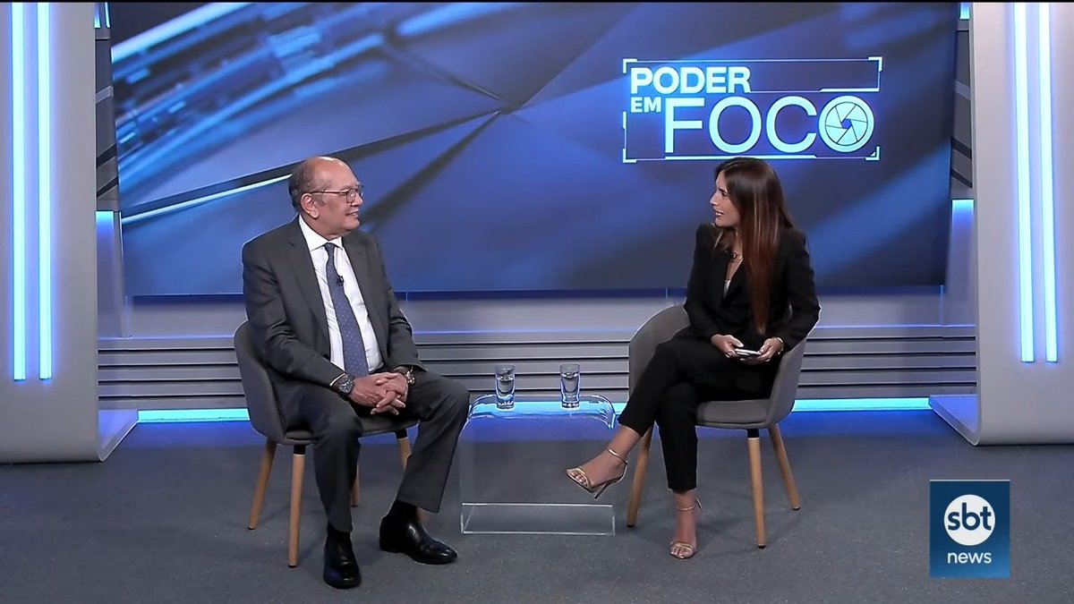 Brwala28098's tweet photo. Mais uma uma novidade e agora com a Reestréia do "#PoderEmFoco" e no comando de Renata Varandas - direto de Brasília! #SBTNews https://t.co/HRCA0MKKR4