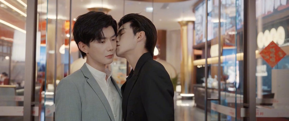 301duvals's tweet photo. fanxiao tried to treat him “well” and compensate all the sorrow shulang was going through caused by him. he wanted to be the ‘perfect’ boyfriend so bad but we can say that he just started to learn how to love and this contract didn't help at all.

#ToMyShore #Yunqi #HaoYiran https://t.co/BoyZiESCcK