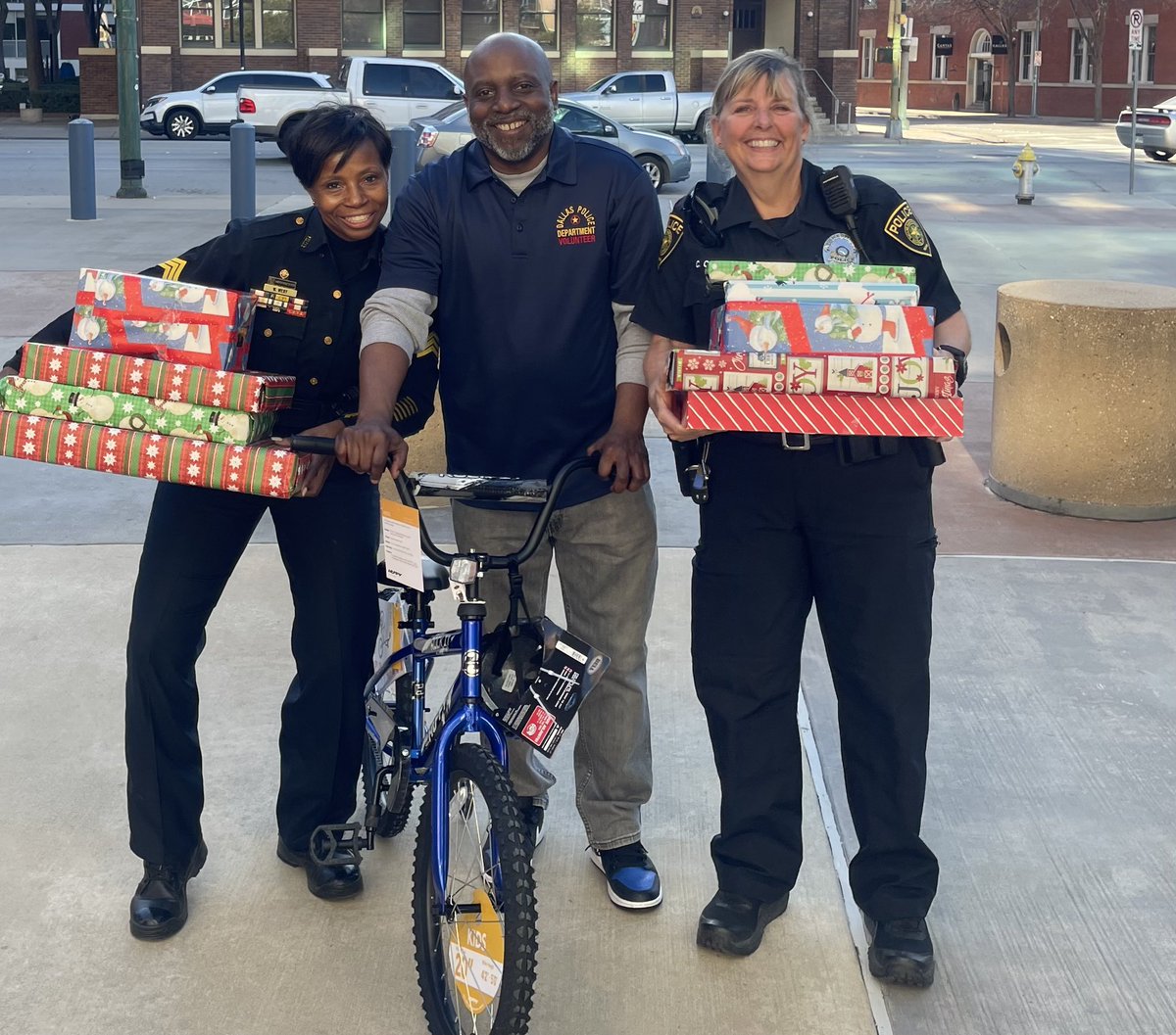 Dallas Jr Police tweet media