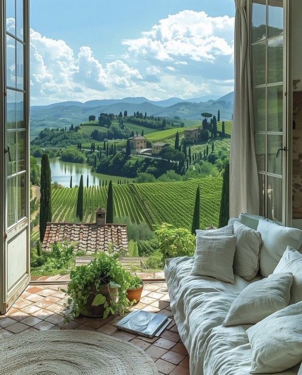 viewsoff_'s tweet image. Tuscany, Italy