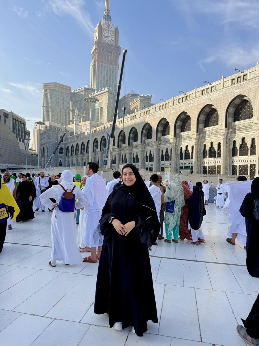 ZJendia's tweet photo. الحمد لله على تمام وكمال النعمة❤️‍🩹🕋 https://t.co/8ZpqSLqtXX