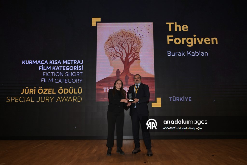 Kültür ve Turizm Bakanlığı Sinema Genel Müdürlüğünün desteğiyle ANDA Derneği tarafından düzenlenen 2. Uluslararası Afet Film Festivali (UAFF) sona erdi. 'Kurmaca Uzun Metraj Film', 'Kurmaca Kısa Metraj Film', 'Belgesel' ve 'Animasyon Film' olmak üzere 4 ana kategoride ödül.. #AA