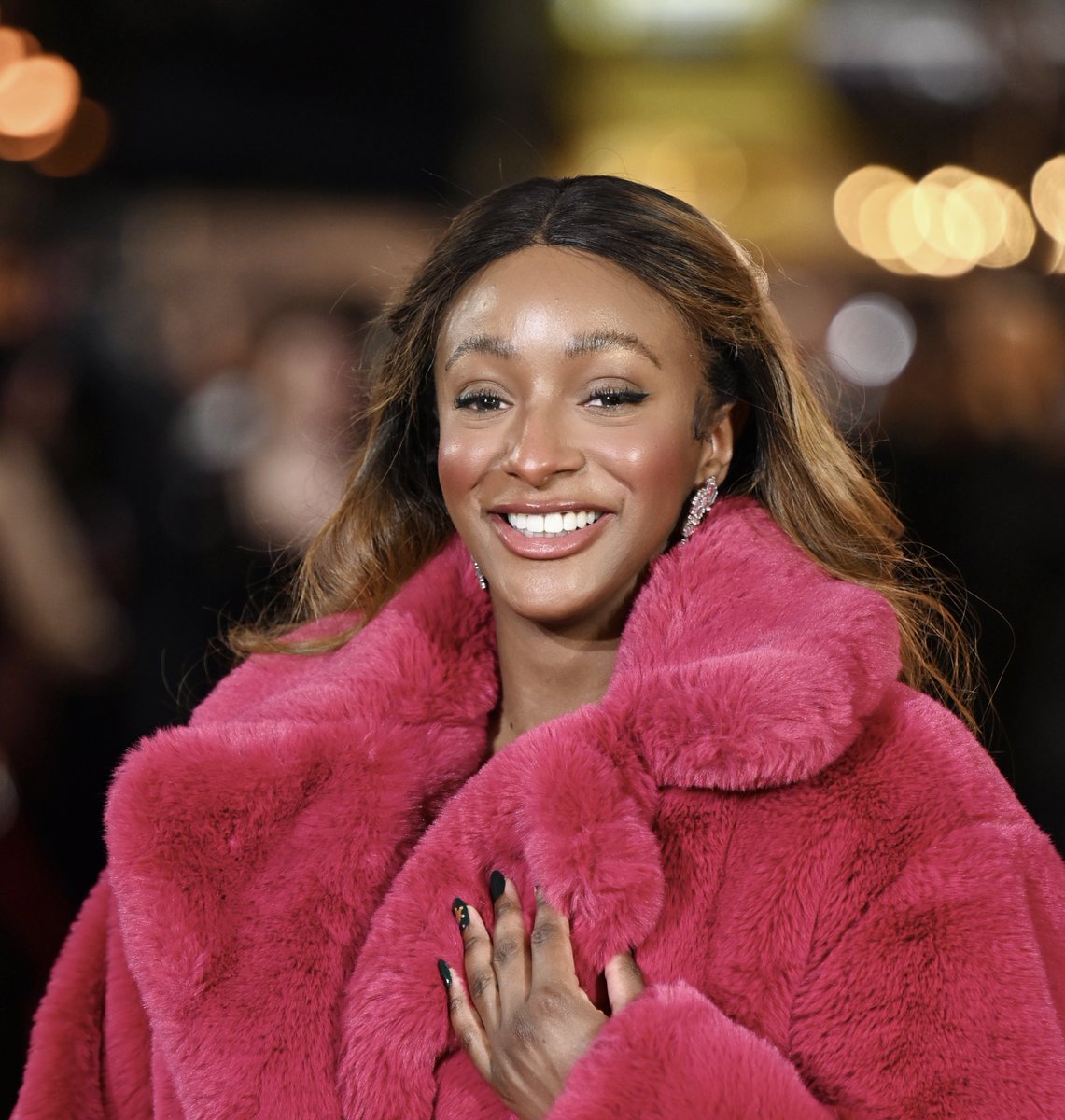 cuppymusic's tweet image. Tis the season! 🎁☃️