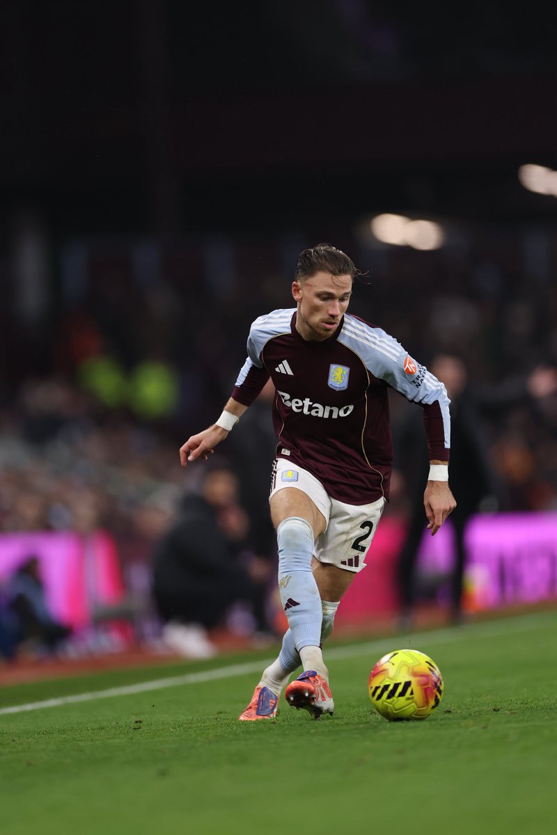 Matty Cash tweet media