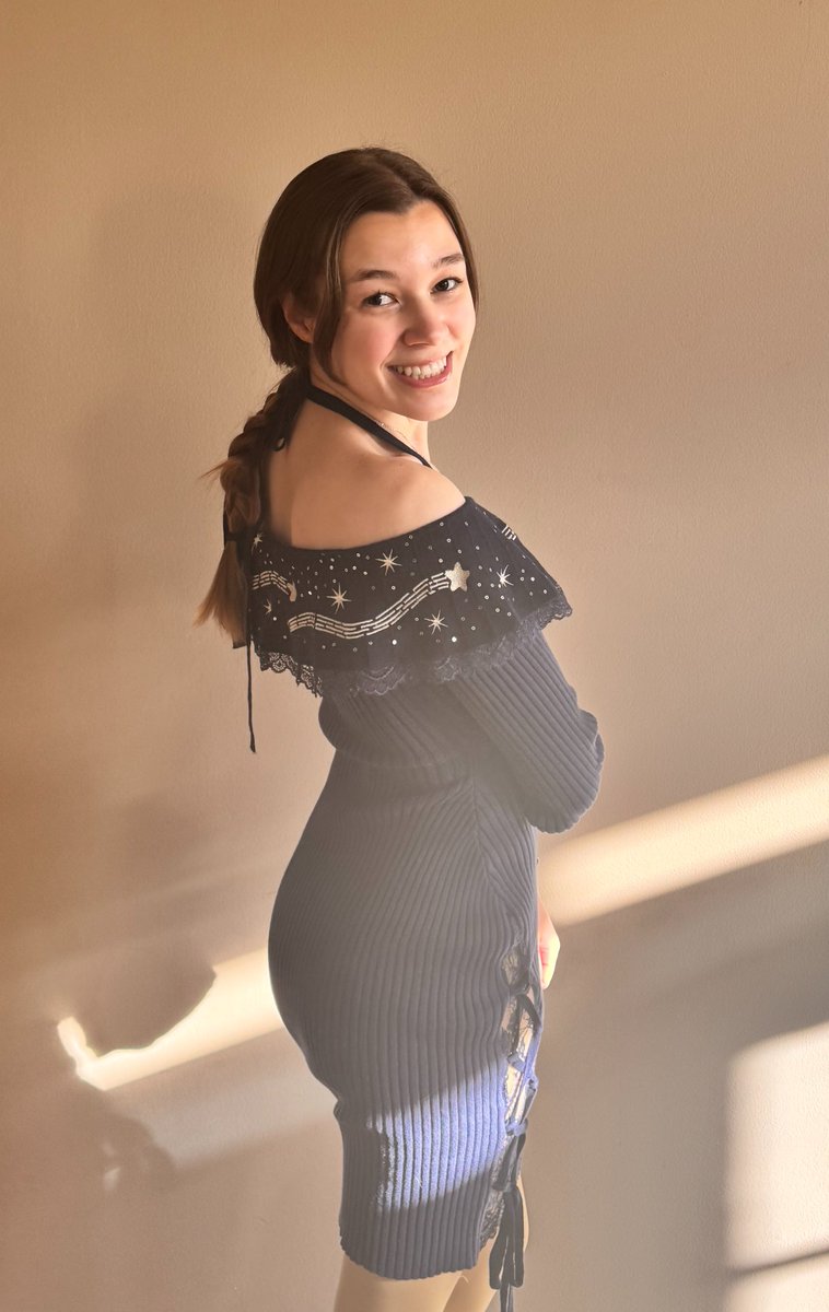 moonmelmelon's tweet image. Def my new favorite dress (by @NyahalloShop) I love the celestial theme so much n just wanted to share!!🌙✨