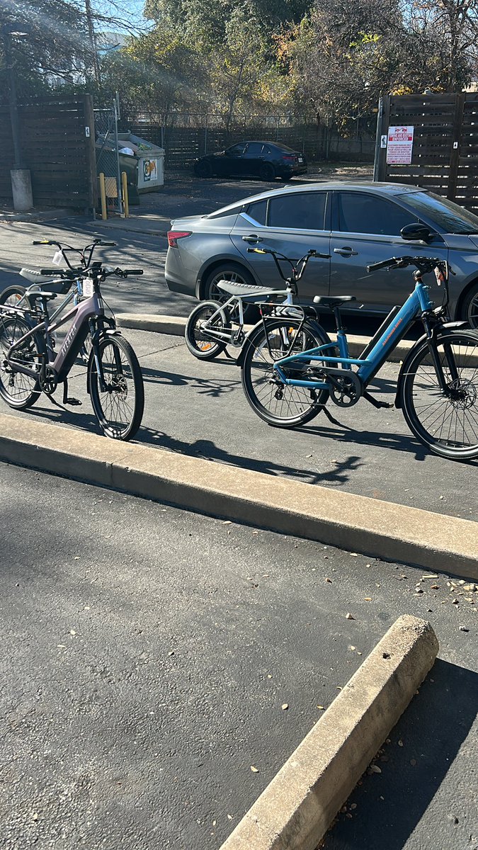 kalenjordan's tweet image. Yall weren’t ready for this one 😂. 

Happy Sunday! 

Who’s touching grass?