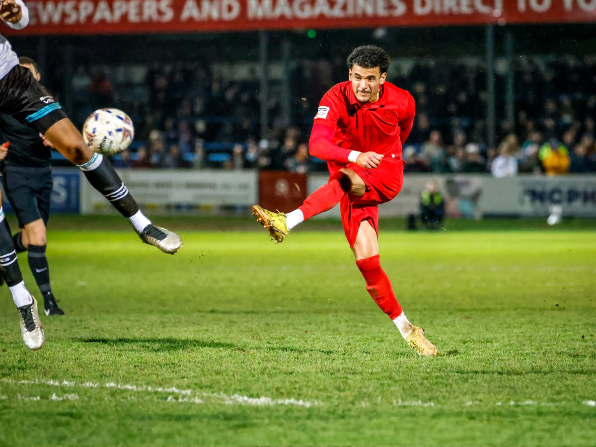 Lydia & Nick tweet media