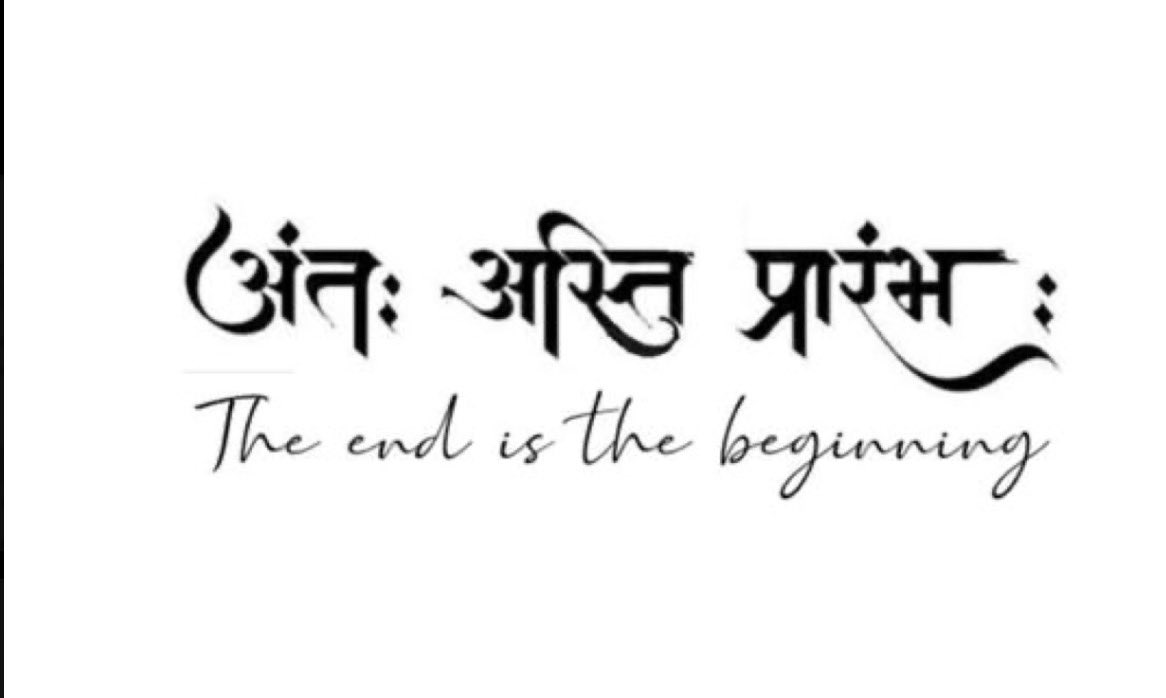 Dear 2025,
Tum saal nahi the,
tum ek imtihaan the 
jo khamoshi se
meri rooh par likha gaya.
Tumne muskurahat bhi di,
aur aise zakhm bhi
jo lafzon se zyada gehre the.
Isi saal
mere Papa aur Bhai
mujhse is duniya ke safar se
aage nikal gaye.
Woh door chale gaye,
par meri