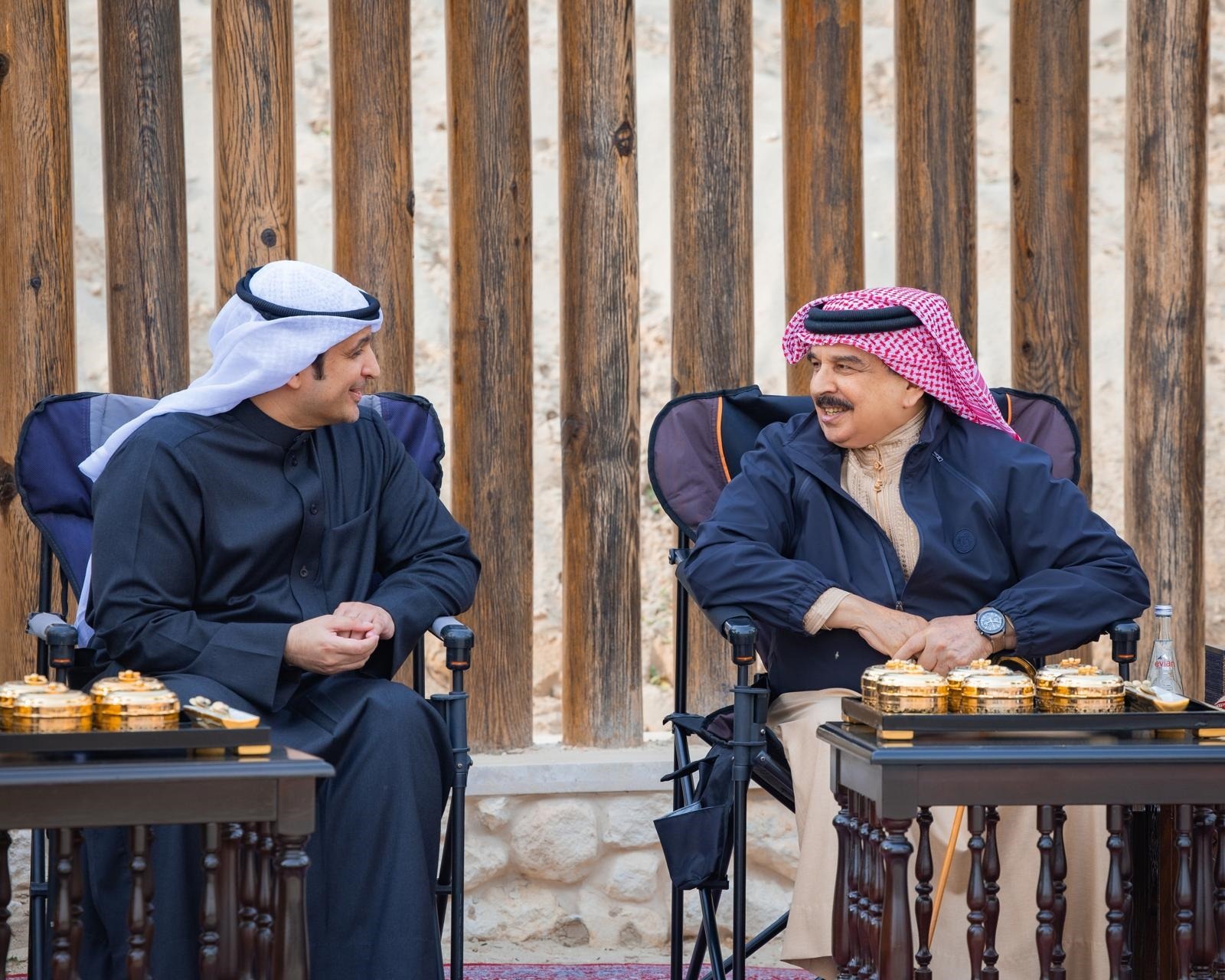 ملك البحرين يؤكد عمق العلاقات الأخوية التي تجمع بلاده والكويت. استقبل وزير الإعلام وأشاد بنمو وتطور التعاون الإعلامي والشبابي بين البلدين 