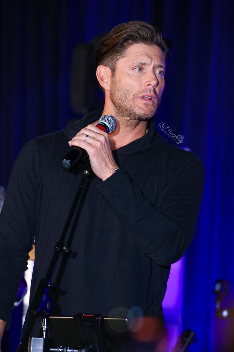 YoMeAng's tweet image. 🎤 💙
@JensenAckles #SPNNash
