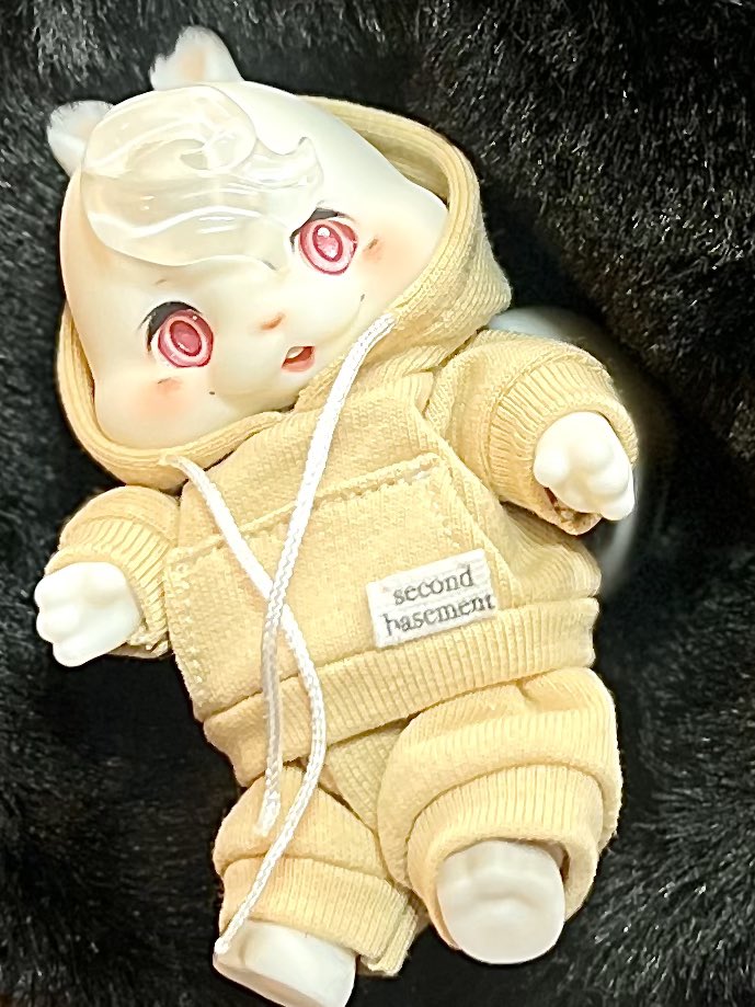 RT @nizyu_7zi_: 天使かもしれない かわっ… 前髪の模様がちょっと謎い