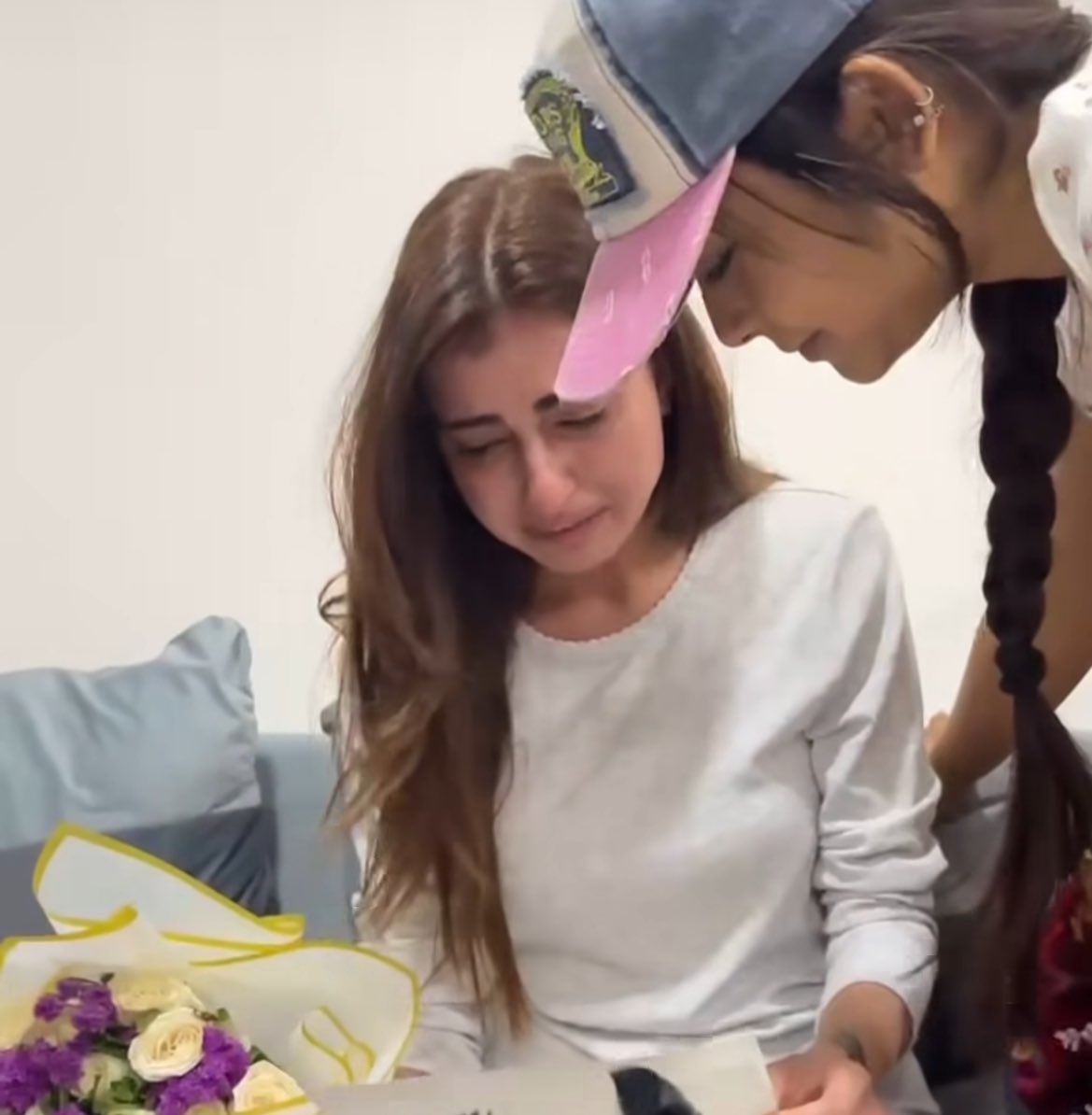 _LeoLoyal's tweet photo. Hana is like a child at heart, pure and innocent — all she wants is real, genuine love 🥺💘

#FarrhanaBhatt #FarrhanaRebellions https://t.co/rrwZIzDMLz
