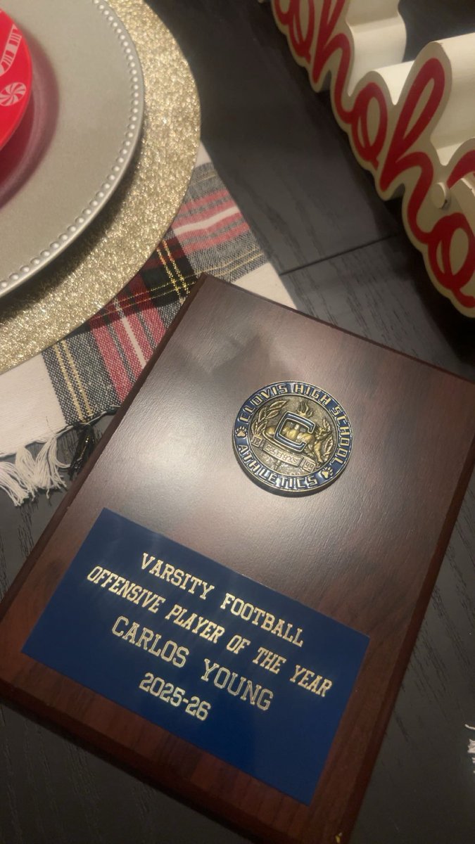 Carlos Young 3⭐️ tweet media