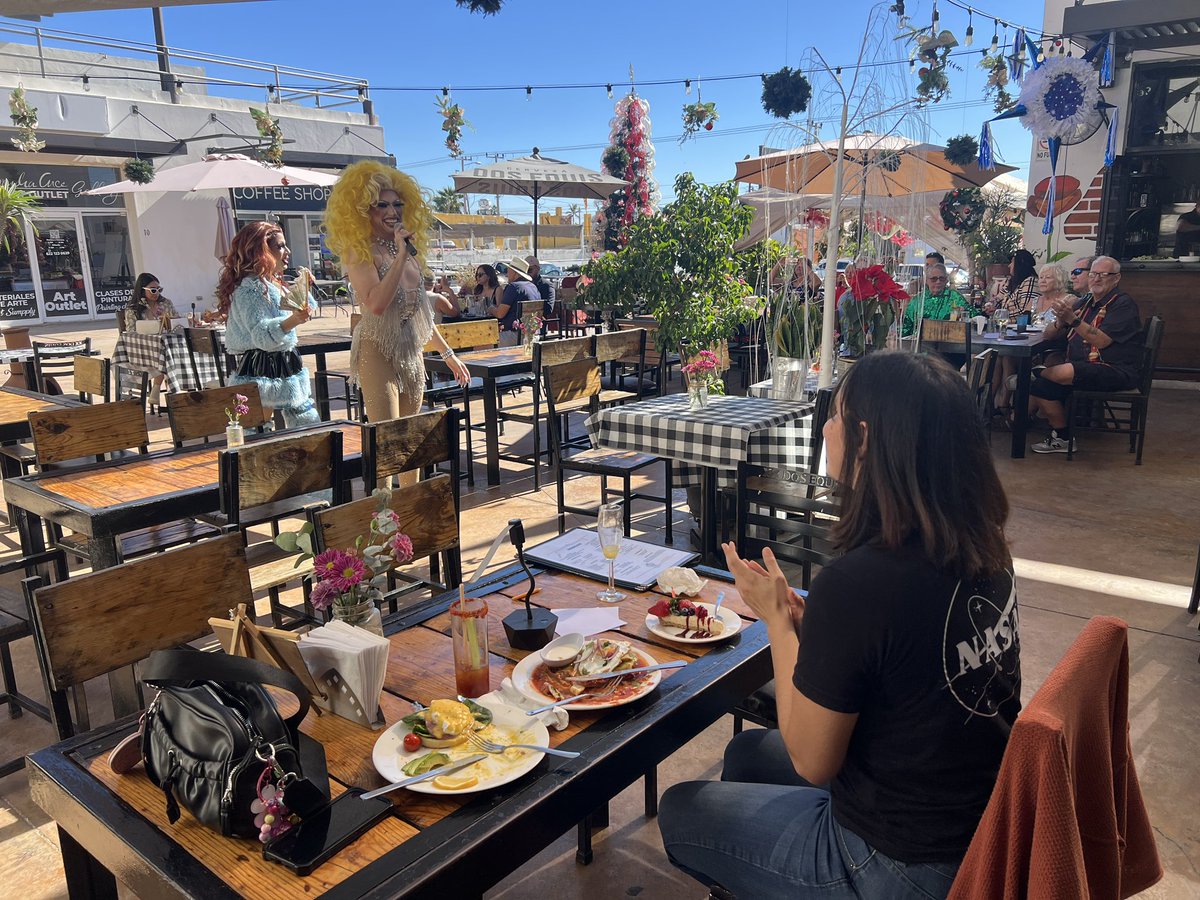 Today is mah birthdaaaaaaaayyyyyyy!!! I celebrated going to my first ever drag brunch!!!! I love drag so much but I live in a super small town, so this was an incredible surprise!